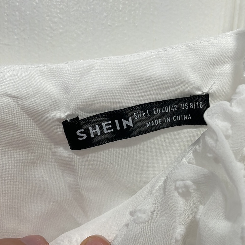 White Crop Top *NEVER WORN!* - Picture 3 of 4